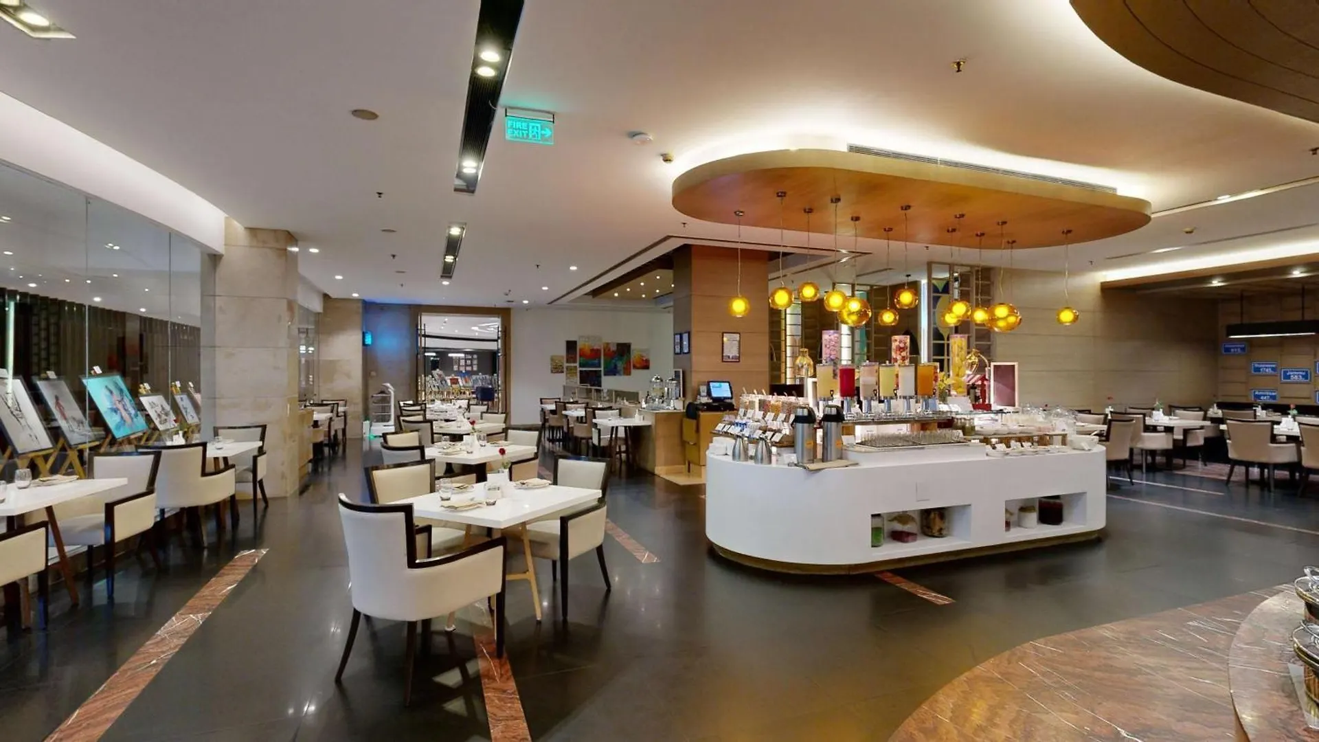 *****  Radisson Gurugram Udyog Vihar Hotel Gurgaon India