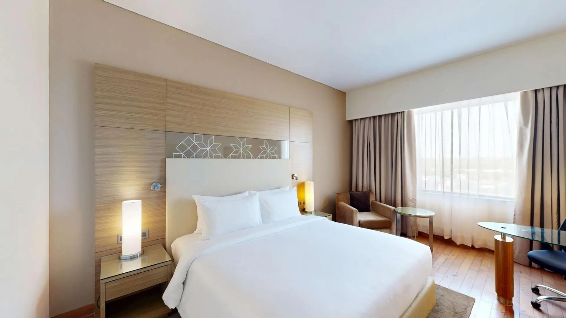 *****  Radisson Gurugram Udyog Vihar Hotel Gurgaon India