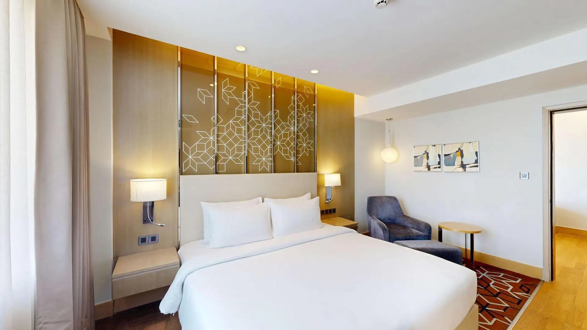 Radisson Gurugram Udyog Vihar Hotel Gurgaon 5*,  India