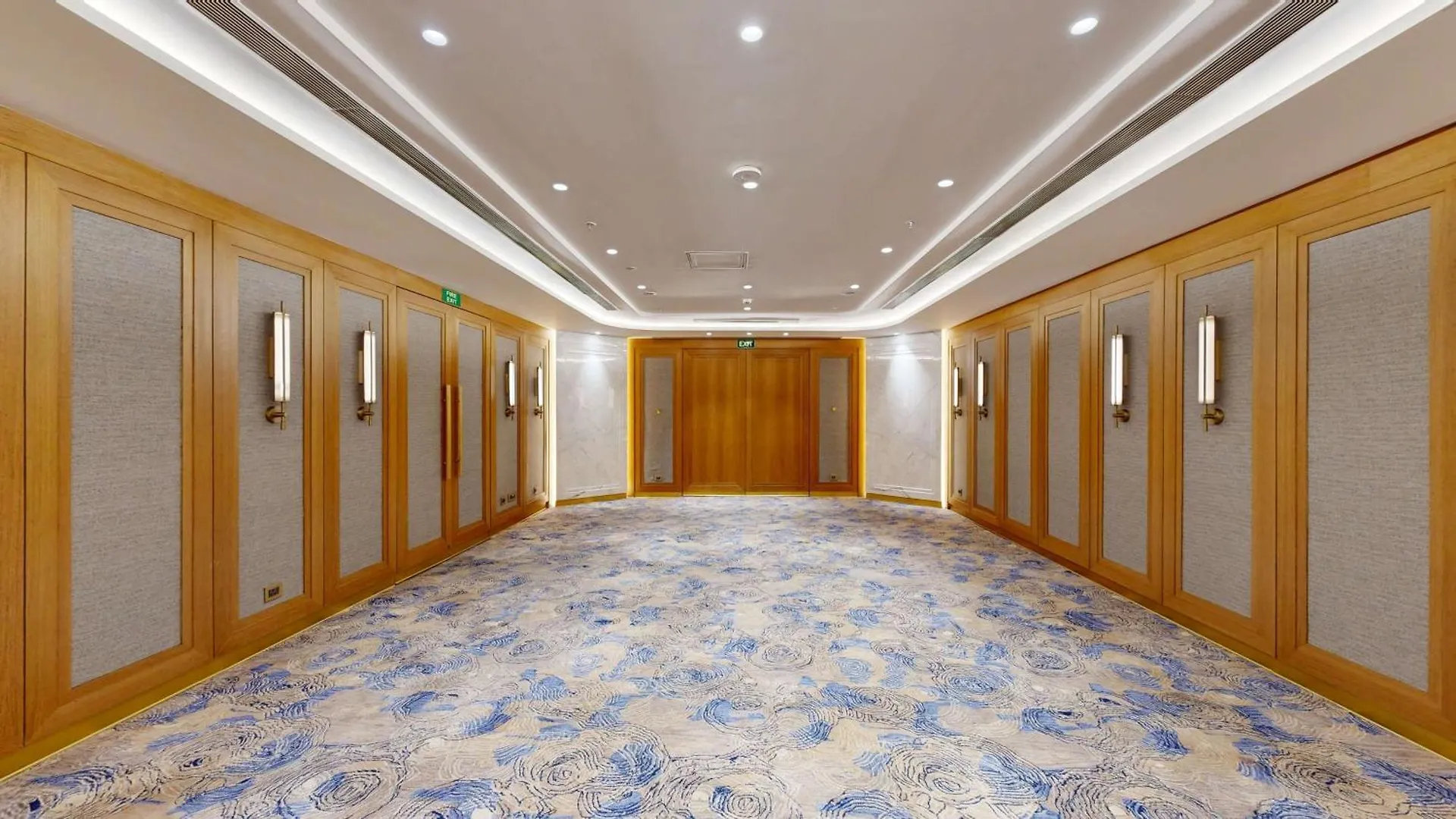 Radisson Gurugram Udyog Vihar Hotel Gurgaon 5*,  India