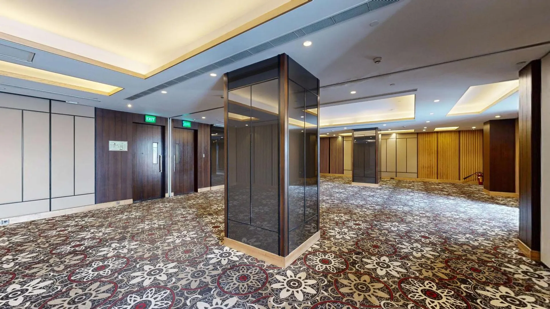 Hotel Radisson Gurugram Udyog Vihar Gurgaon