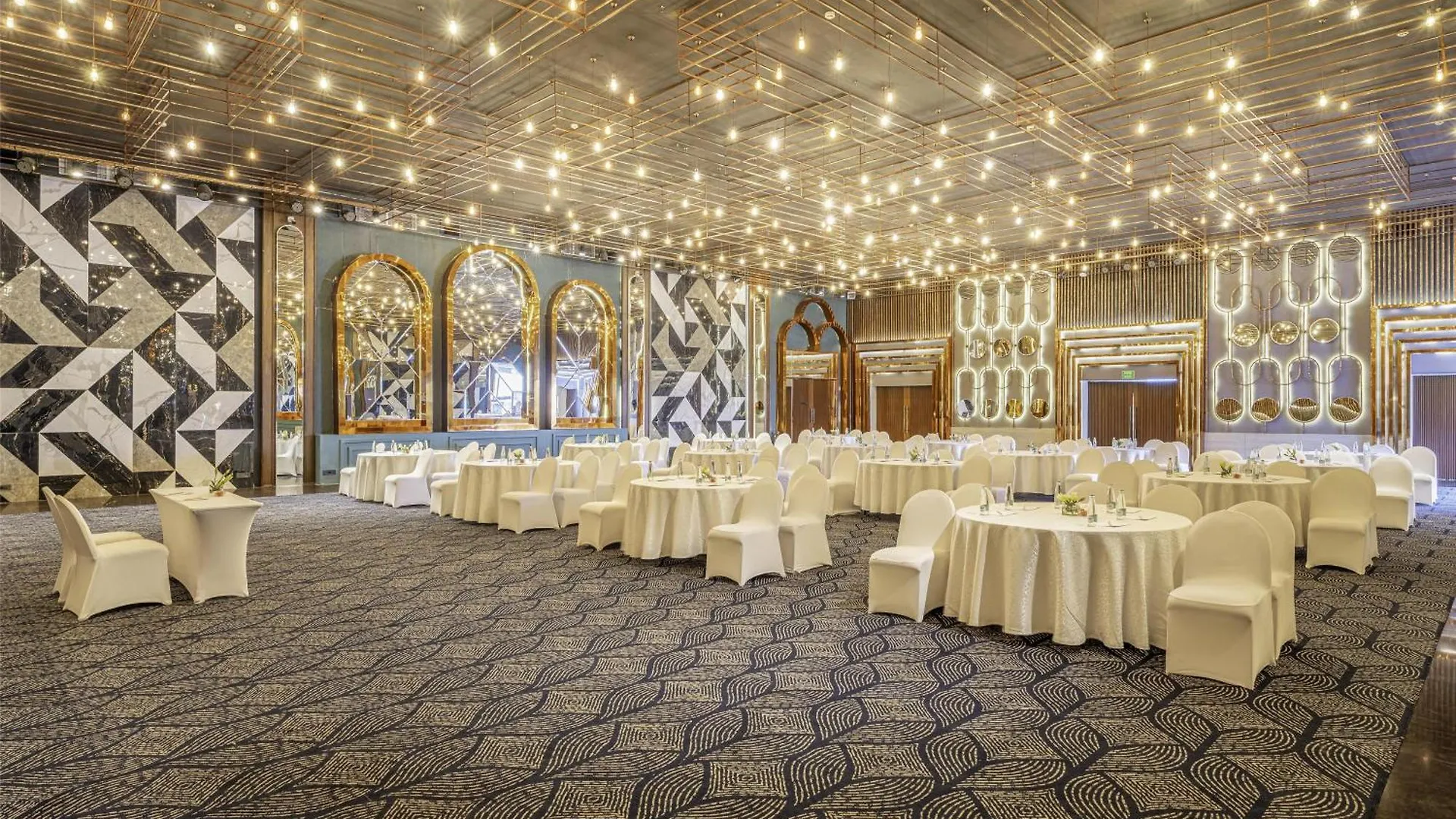 Hotel Radisson Gurugram Udyog Vihar Gurgaon